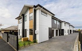 Hamilton New Town House